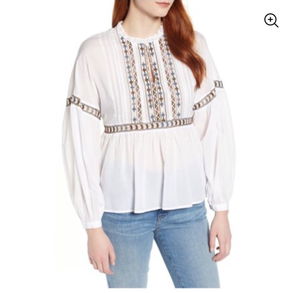 Lucky Brand Embroidered Peasant Blouse no tag